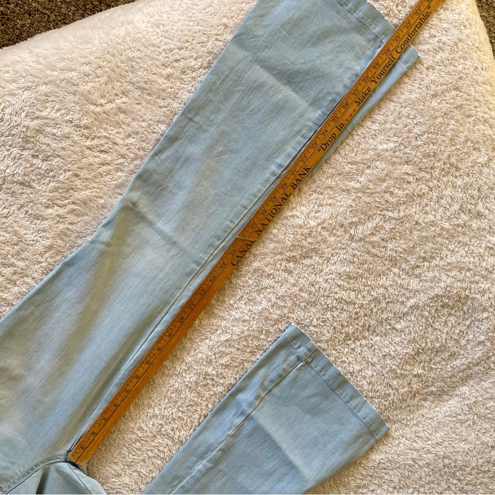 SPANX Light Blue Cotton Blend Stretch Flat Front Flare Leg Denim Jeans Medium - Picture 12 of 13